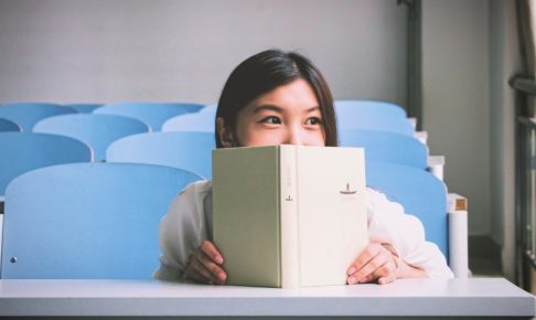 本を読む人と本を読まない人では見える世界がまったく違う件 Lio Com